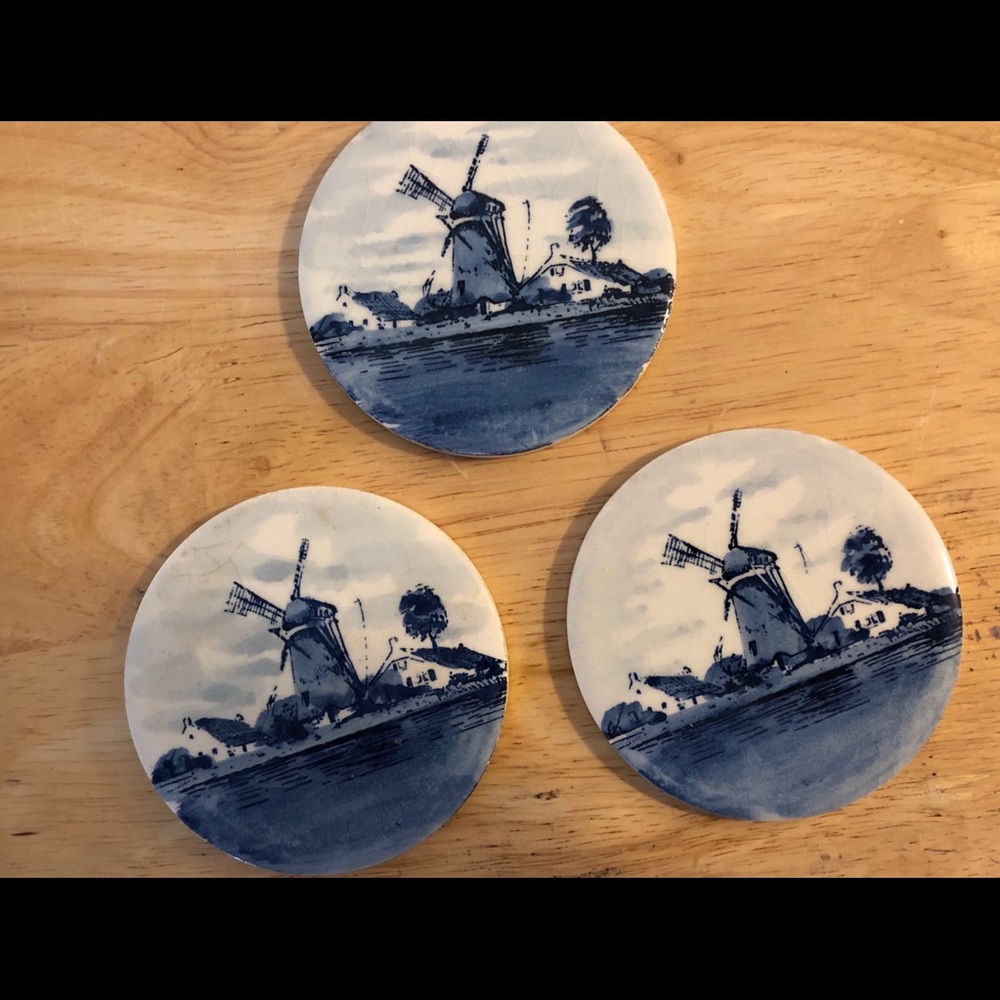 Vintage Delft Windmill Plaques/Coasters - Picture 2 of 2